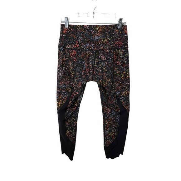 Lululemon Wunder Under Crop II (Special Edition) *Scallop 24" size 8 - Picture 4 of 16